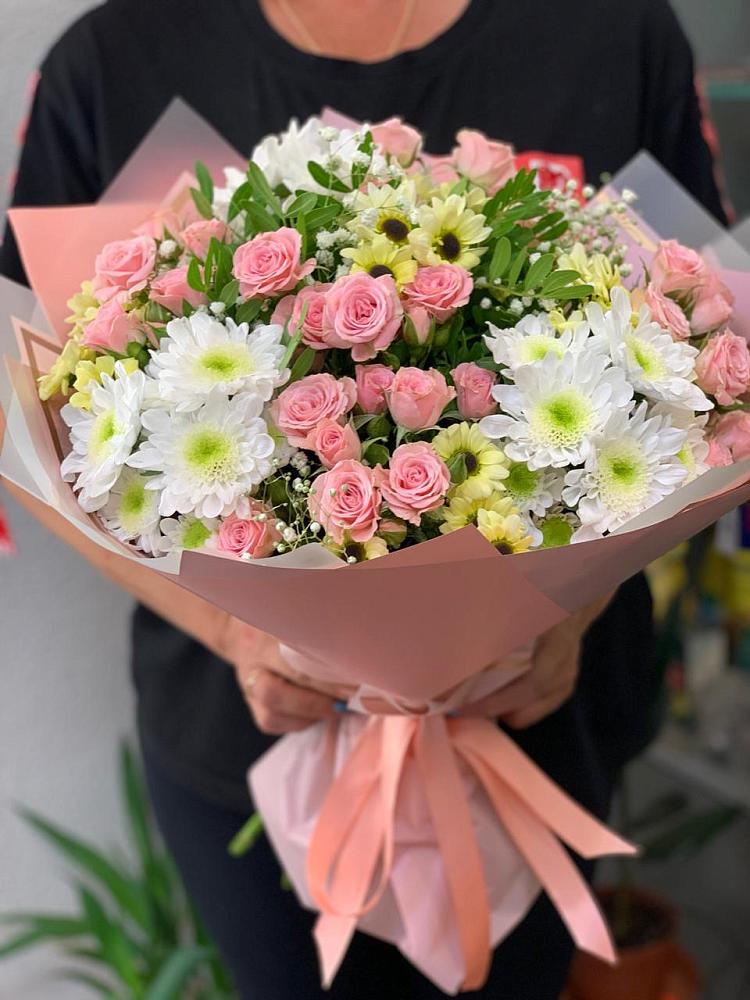 Букет цветов из: Розы и Хризантемы в Городце