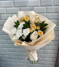 Букет цветов из:  Розы и Хризантемы в Городце