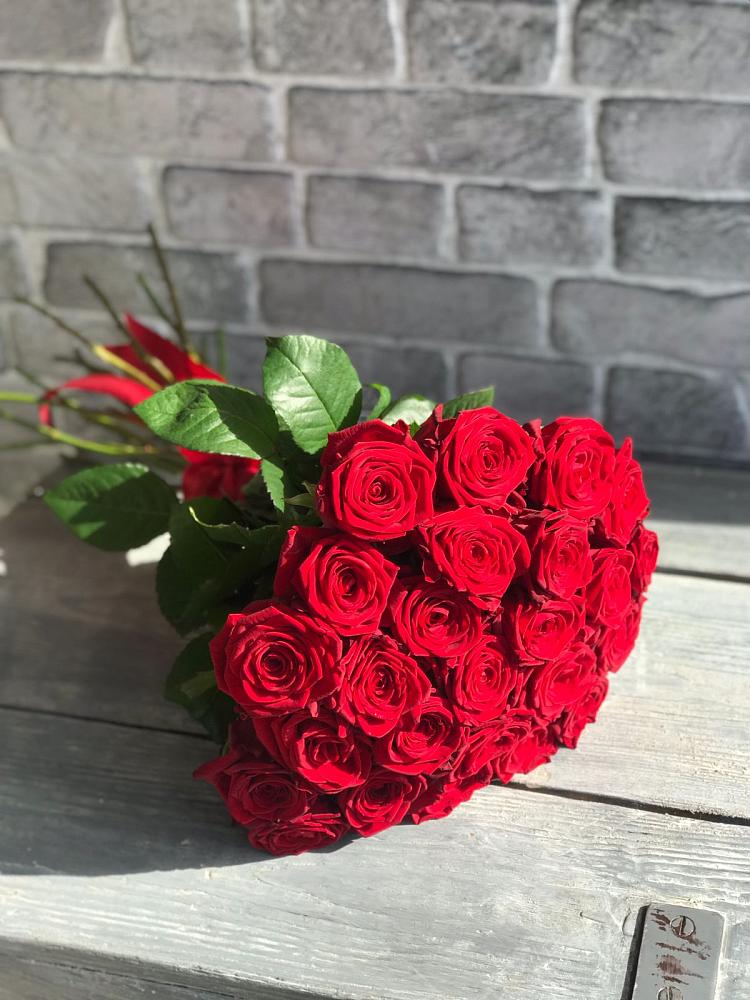 Букет Красные розы Фридом в Городце