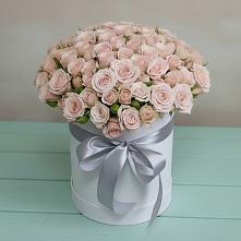 Цветочная композиция из Розы в шляпной коробке в Городце