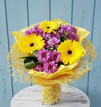 Букет цветов из:  Хризантемы и Герберы в Городце