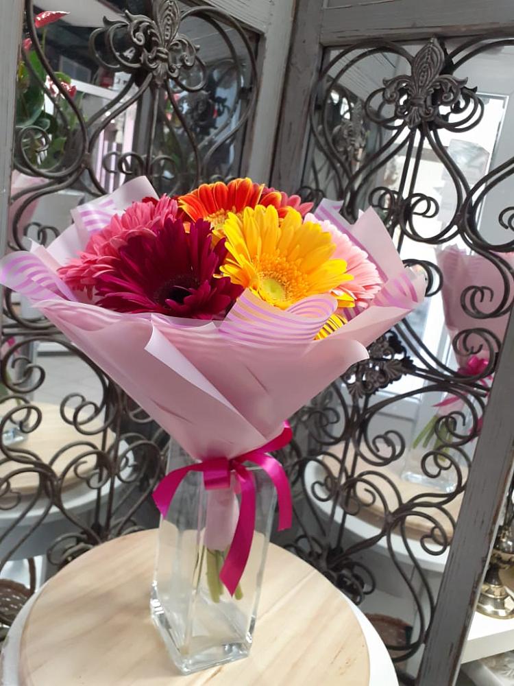 Букет цветов из: Герберы в Городце