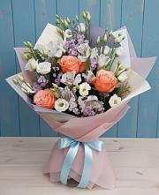 Букет цветов из:  Лизиантусы, Розы, Альстромерии и Гипсофила #REPLACE_PRED# Городце