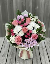 Букет цветов из:  Альстромерии, Гвоздики, Розы и Хризантемы в Городце