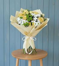 Букет цветов из:  Хризантемы и Розы в Городце