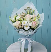 Букет цветов из:  Розы и Лизиантусы в Городце
