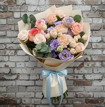 Букет цветов из:  Розы, Лизиантусы и Гвоздики #REPLACE_PRED# Городце