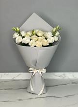 Букет цветов из:  Розы и Лизиантусы в Городце